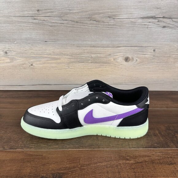 Nike Air Jordan 1 Low OG GS Size 6.5 Black Volt Tint HF0410 001 Glow in the Dark - Picture 7 of 9